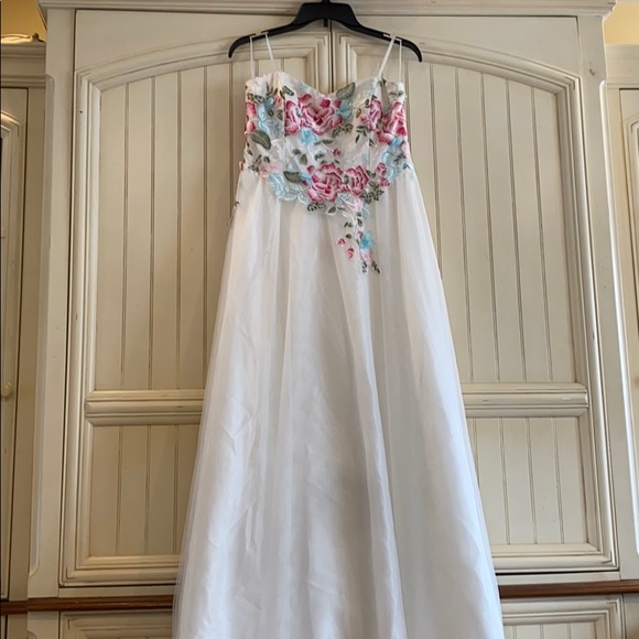 MAKE OFFER…Prom Dress / Formal Gown / Quinceanera - Picture 3 of 7